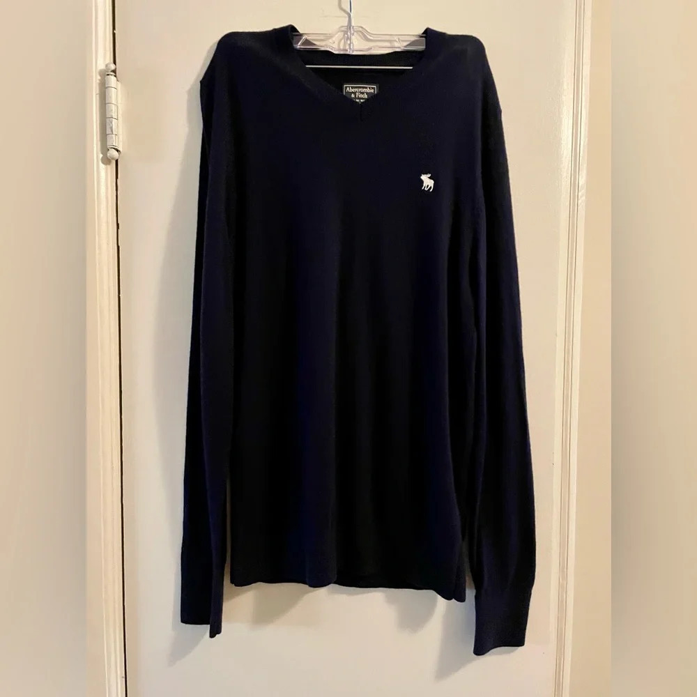 Abercrombie & Fitch Wool Blend V Neck Dark Blue Pull Over Sweater Size Medium